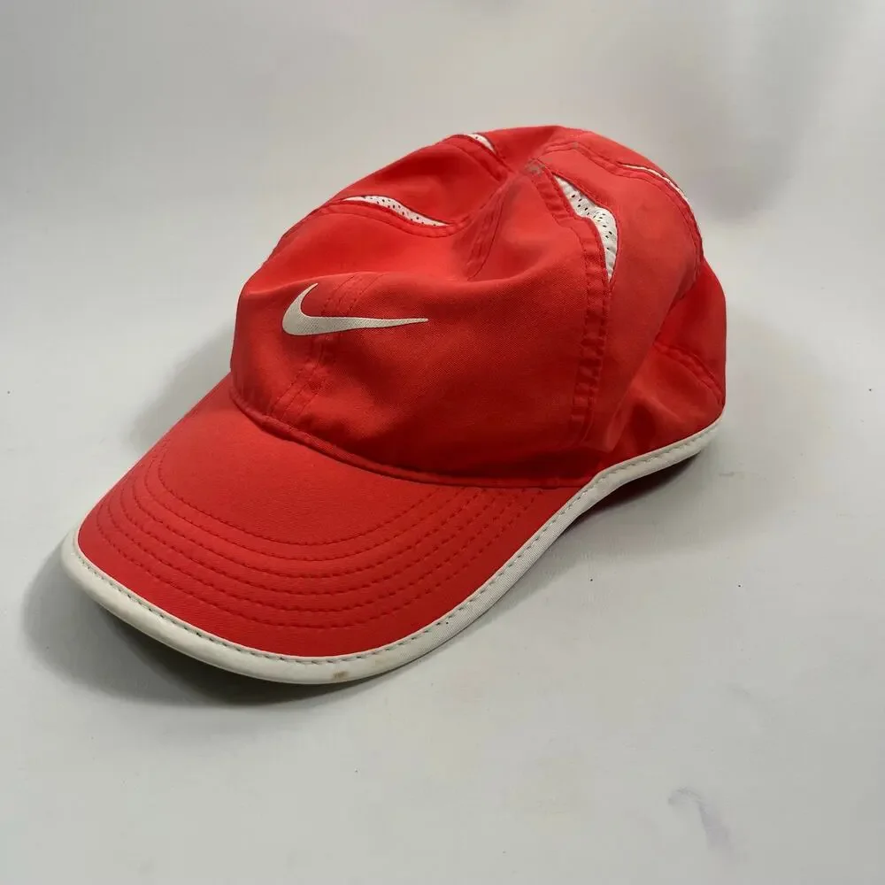 Nike Featherlight Dri Fit Baseball Cap One Size Adjustable Active Sports